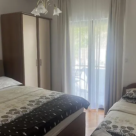 Апартаменти Paula *